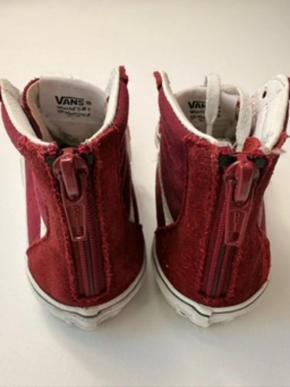 Vans Sk8-Hi Kids Red Canvas High Top Sneakers Back Heel Zipper Youth